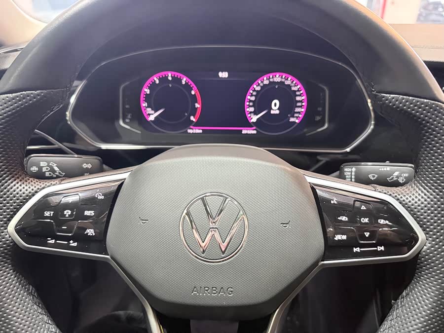 Volkswagen Passat 2022 صورة سيارة #8