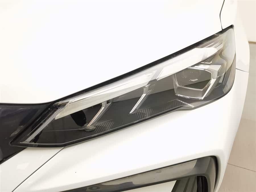 GEELY Binray 2023 car image #8