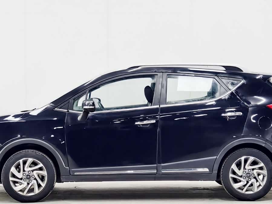 JAC 2015 imagem de carro #8