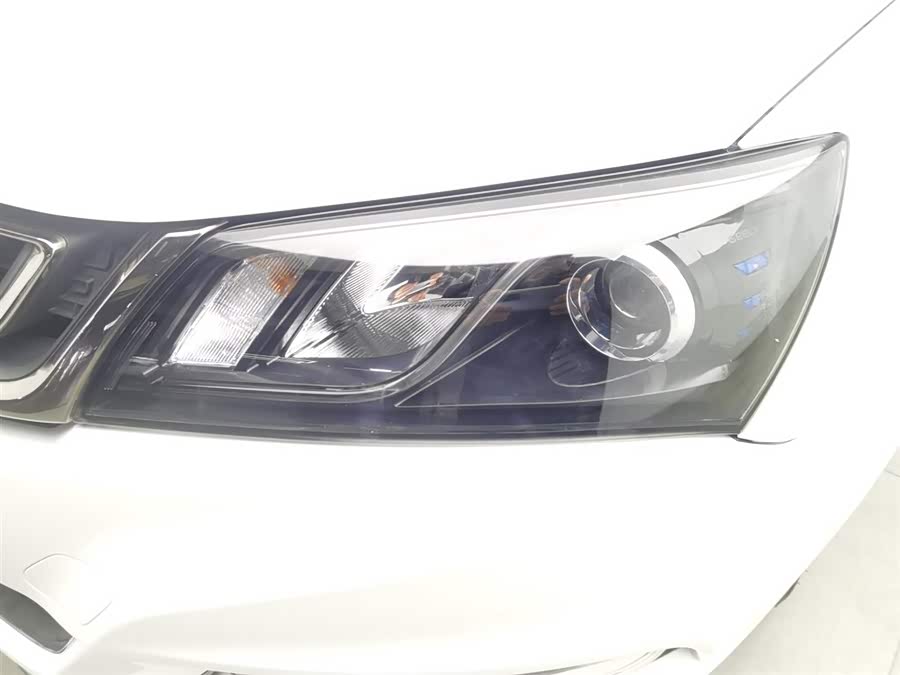 GEELY Emgrand 2016 car image #8