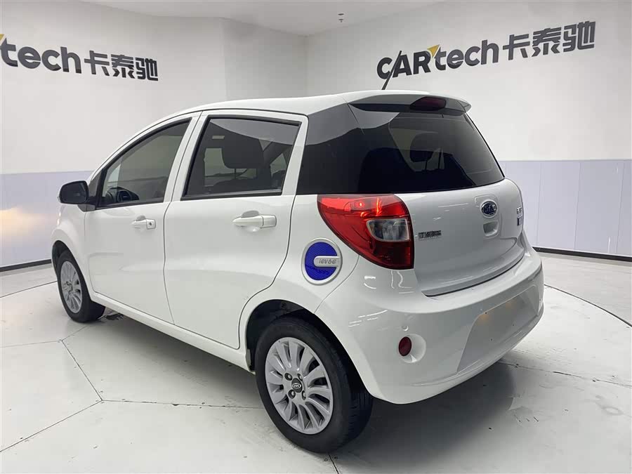 JAC 2019 car image #8