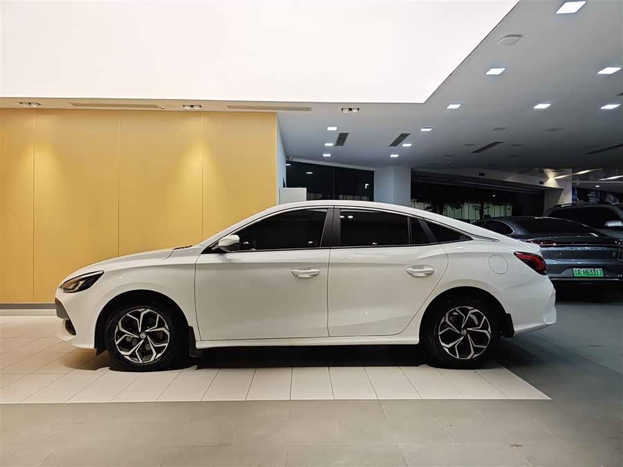 MG 5 2023 immagine di auto #8