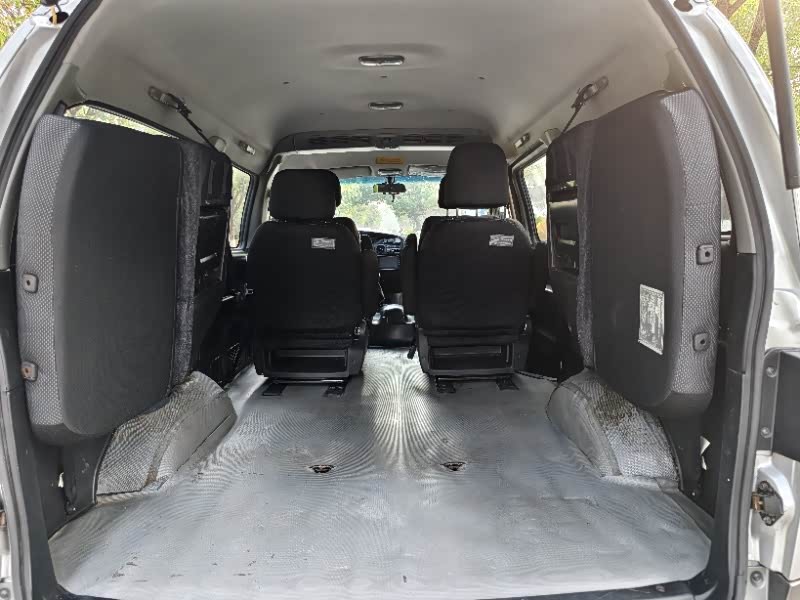 JAC 2011 imagem de carro #8