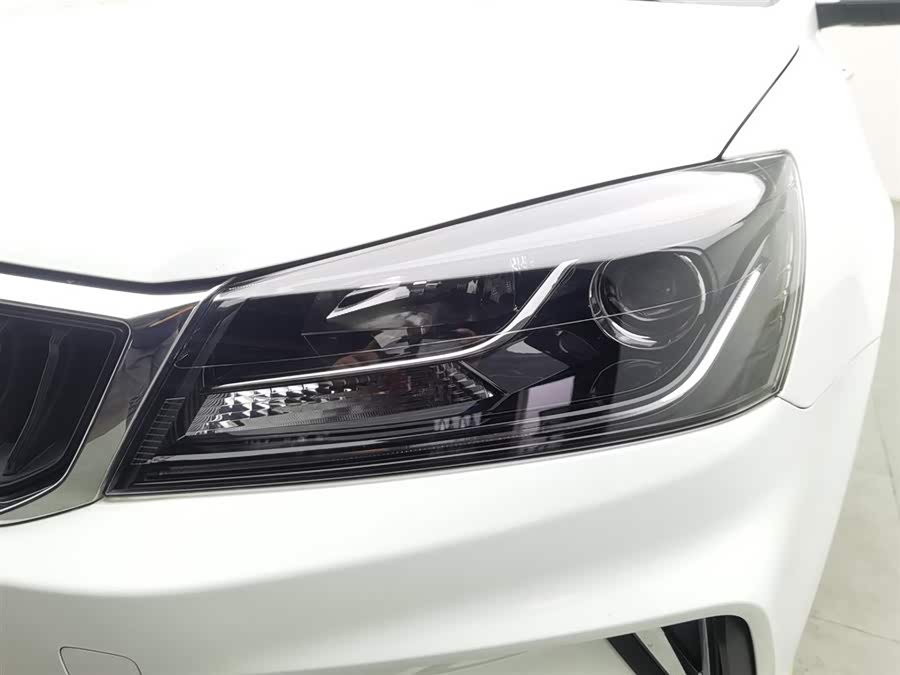 GEELY Emgrand 2020 car image #8