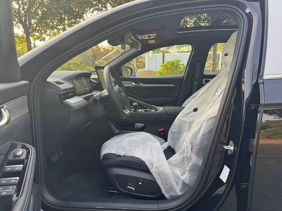 GEELY Preface 2025 изображение автомобиля #8