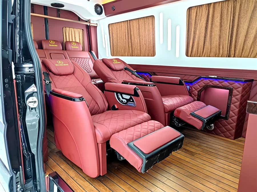 Mercedes-Benz GLE Class 2024 car image #8