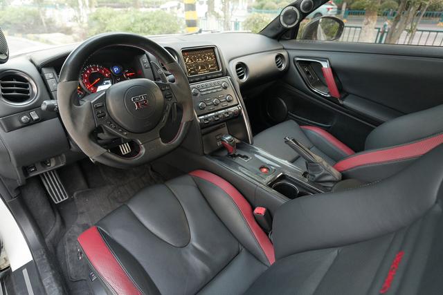日产 日产GT-R 2013 汽车图片 #8