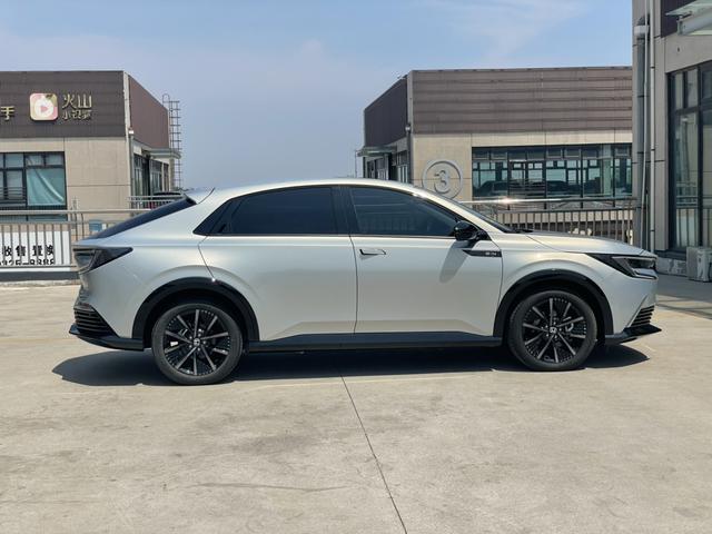 Honda e:NP2 2024 immagine di auto #8