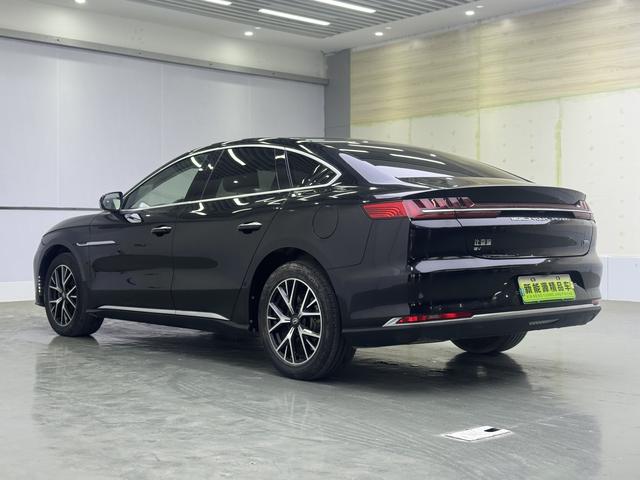 BYD e9 2021 #8 BYD e9 2021 car image #8