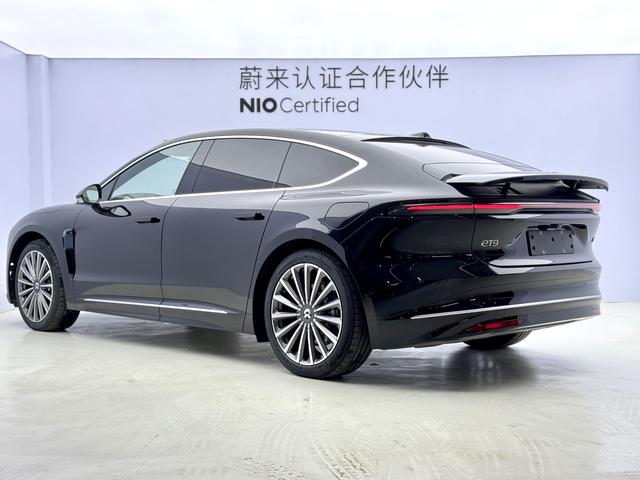 NIO ET9 2024 صورة سيارة #8