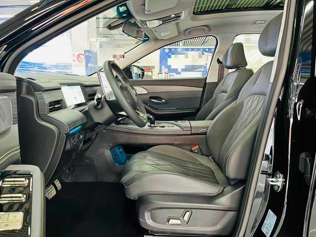 Jetour X90 C-DM 2025 #8 Jetour X90 C-DM 2025 car image #8