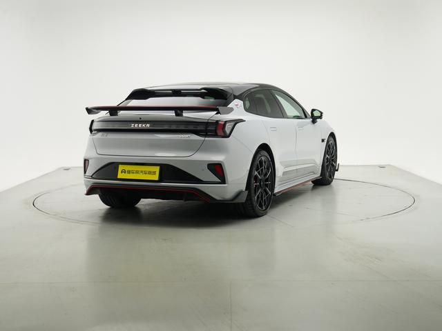 极氪 极氪001 FR 2023 汽车图片 #8