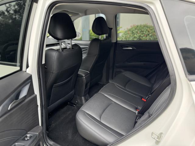 哪吒汽车 哪吒AYA 2024 汽车图片 #8