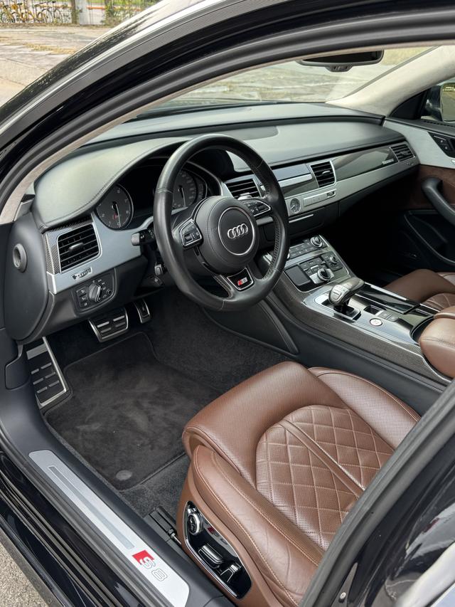 Audi S8 2014 car image #8