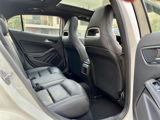 Mercedes-Benz GLA Class (Imported) 2015 #8 Mercedes-Benz GLA Class (Imported) 2015 car image #8