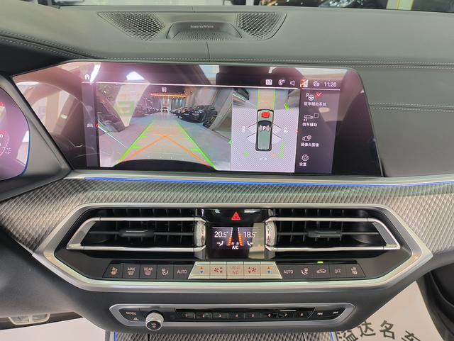 BMW X5 M 2020 immagine di auto #8