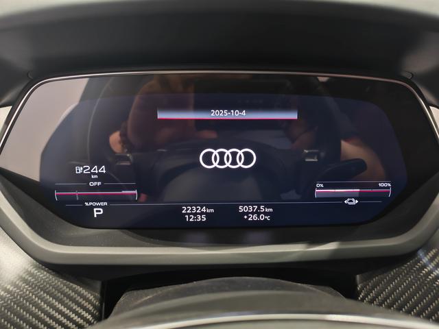 Audi RS e-tron GT 2025 #8 Audi RS e-tron GT 2025 car image #8