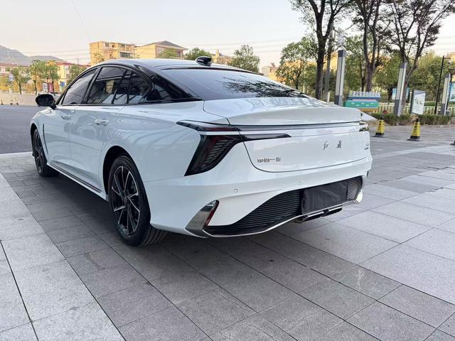 HongQi H6 2024 #8 HongQi H6 2024 car image #8