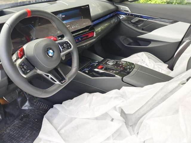 BMW M5 New Energy #8 BMW M5 New Energy صورة سيارة #8