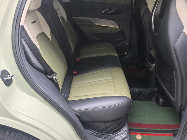 HongQi HS3 2023 #8 HongQi HS3 2023 صورة سيارة #8