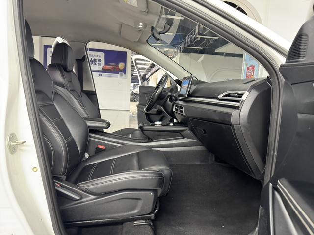 BYD e3 2020 car image #8