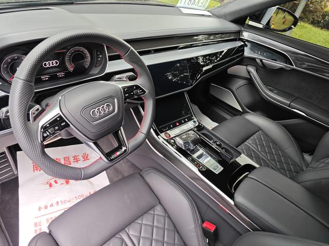 Audi S8 2021 car image #8