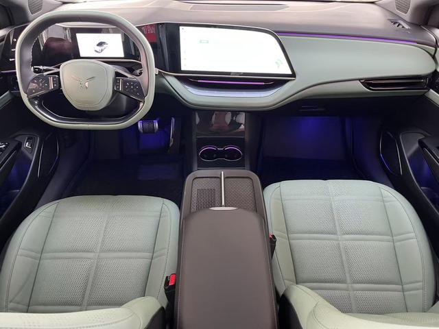 HongQi EH7 2024 car image #8