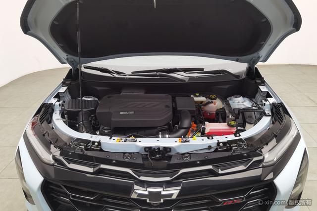 Chevrolet Equinox Plus 2024 car image #8