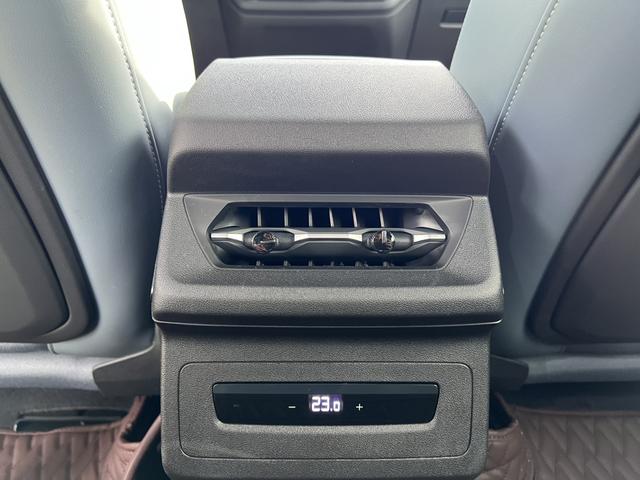 Audi Q6L Sportback e-tron 2025 car image #8