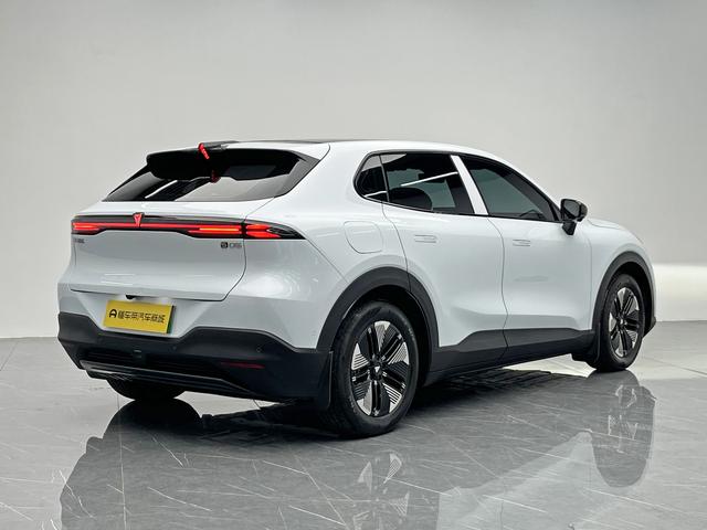 Deepal S05 2025 #8 Deepal S05 2025 car image #8