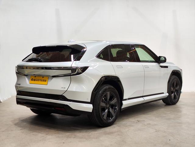 Honda P7 2025 car image #8