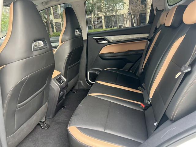 GEELY OkavangoPRO 2024 car image #8