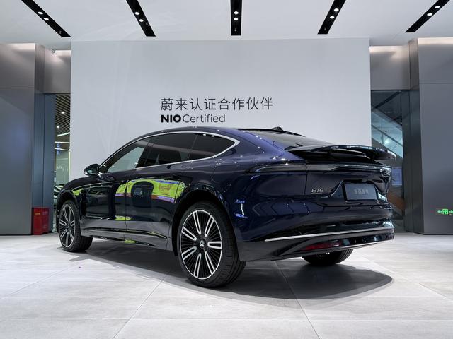 蔚来 蔚来ET9 2025 汽车图片 #8