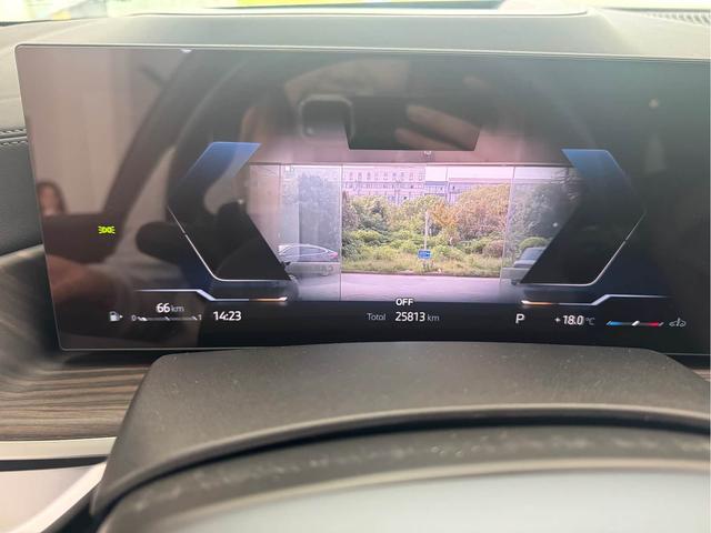 BMW X5 2023 #8 BMW X5 2023 صورة سيارة #8