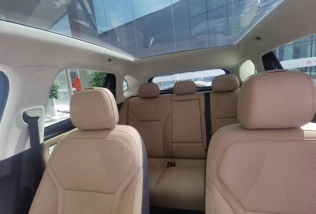 HongQi TianGong 06 2025 car image #8