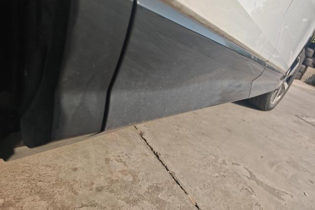 Audi Q2L e-tron 2020 imagen de coche #8