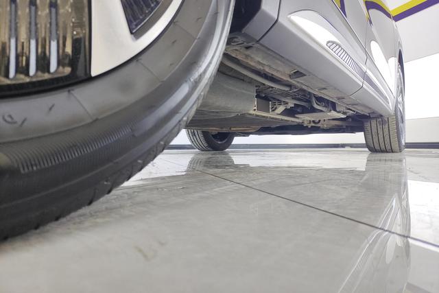 HongQi HS7 PHEV 2024 #8 HongQi HS7 PHEV 2024 car image #8