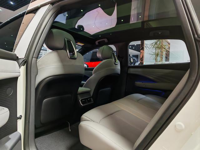 日产 日产N7 2025 汽车图片 #8