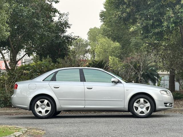Audi A4 2007 car image #8
