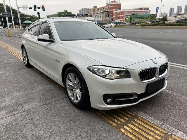 BMW 5 Series (Imported) 2016 #8 BMW 5 Series (Imported) 2016 imagem de carro #8