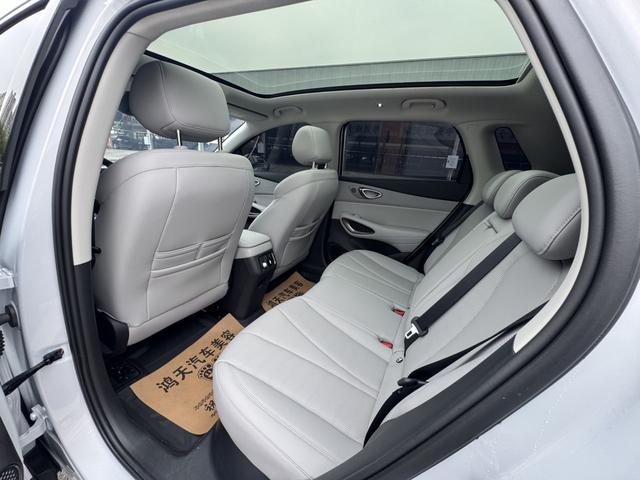 BYD Sea Lion 05 EV 2025 #8 BYD Sea Lion 05 EV 2025 car image #8