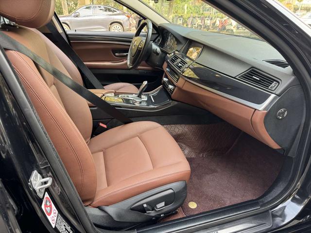 BMW 5 Series (Imported) 2015 #8 BMW 5 Series (Imported) 2015 car image #8