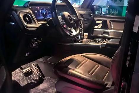 Mercedes-Benz G Class 2019 immagine di auto #8