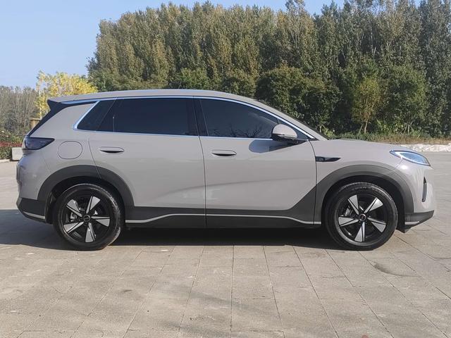 BYD Sea Lion 05 EV 2025 #8 BYD Sea Lion 05 EV 2025 immagine di auto #8