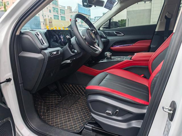 HongQi HS3 2024 car image #8