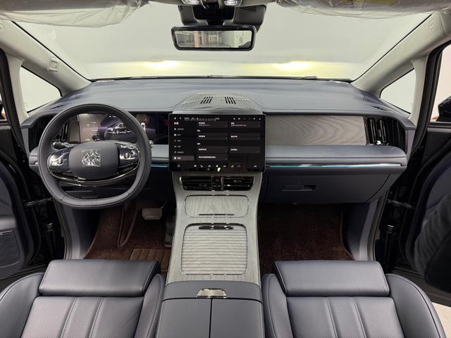 GAC Trumpchi Xiangwang M8 2025 car image #8