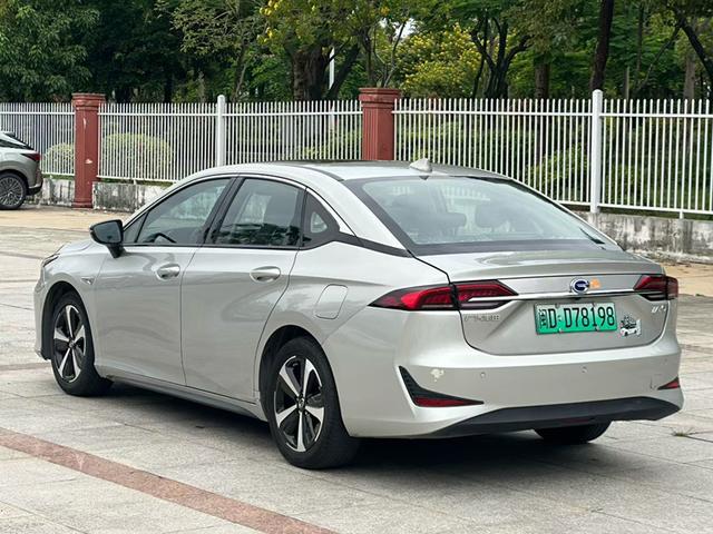 GAC ix4 2021 car image #8