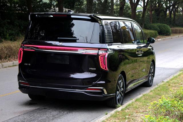 HongQi HQ9 2023 صورة سيارة #8