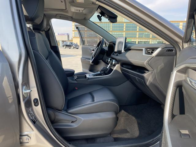 Toyota RAV4 Hybird E+ 2022 #8 Toyota RAV4 Hybird E+ 2022 car image #8