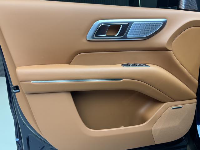 Deepal S09 2025 #8 Deepal S09 2025 car image #8